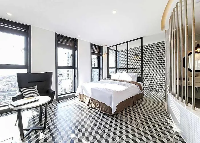 Hotel Boutique 9 Neung-dong 3*