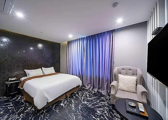 Boutique 9 Neung-dong Hotel